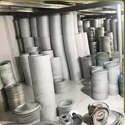 Langfang Lvshen Filtration Technology Co., Ltd. linea di produzione in fabbrica